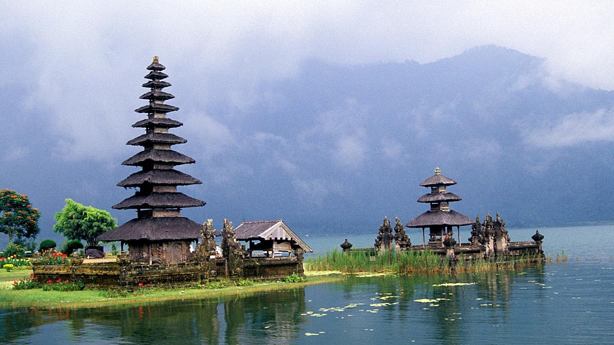 5 Tempat Wisata Indonesia yang Terkenal di Dunia